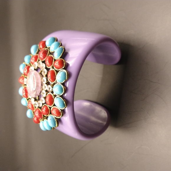 🟣Vintage Style Lavender Cuff Bracelet - Picture 1 of 6